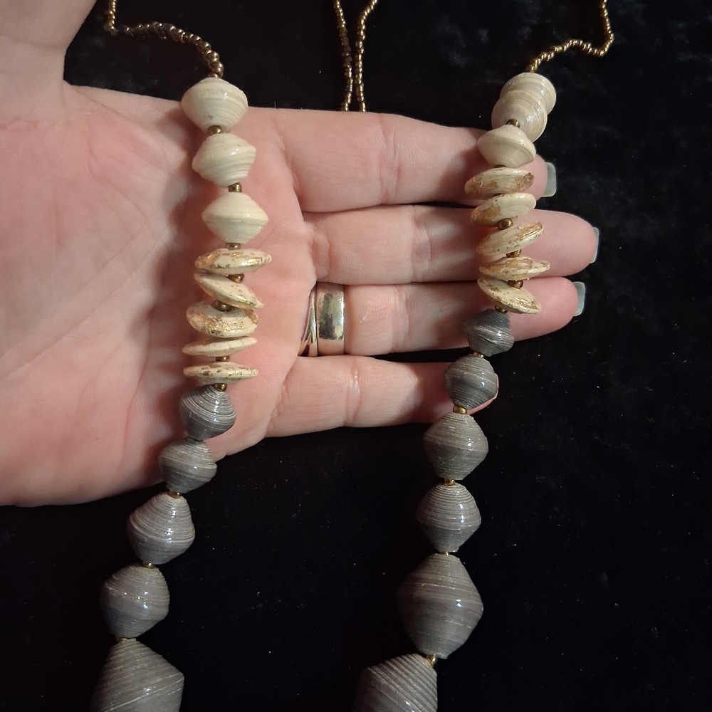 LOFT Elegant Beaded 32 In. and Gold Brushed Necklace Lavander Grey & Off White.